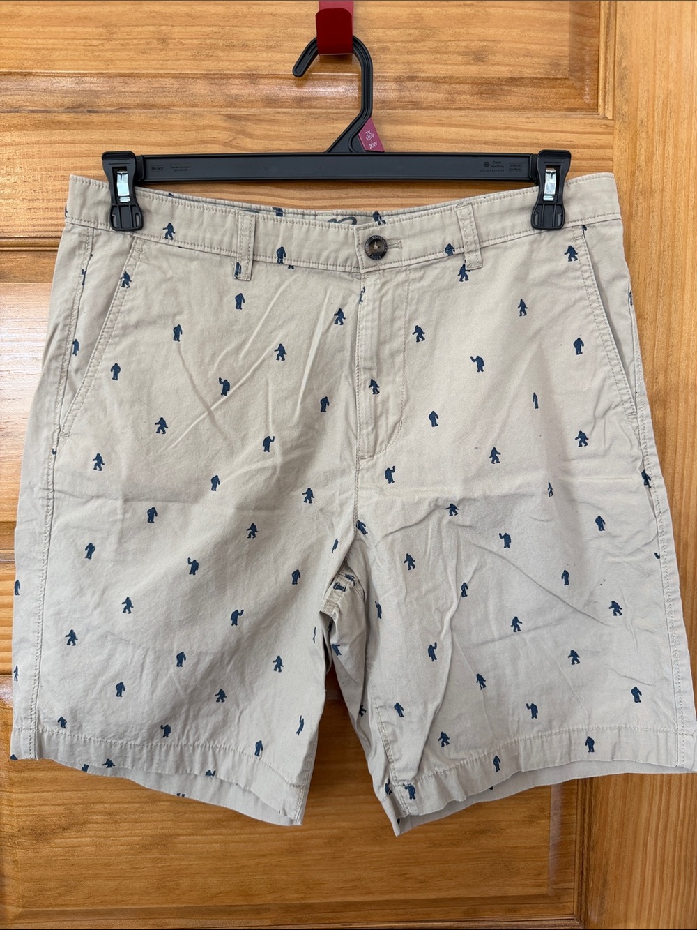 Men’s Eddie Bauer Sasquatch Beige Chino Shorts- Size 32